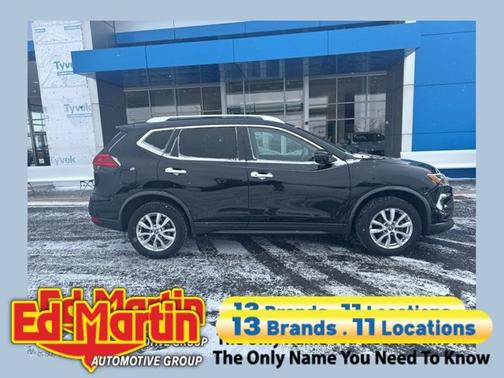 2017 Nissan Rogue SV