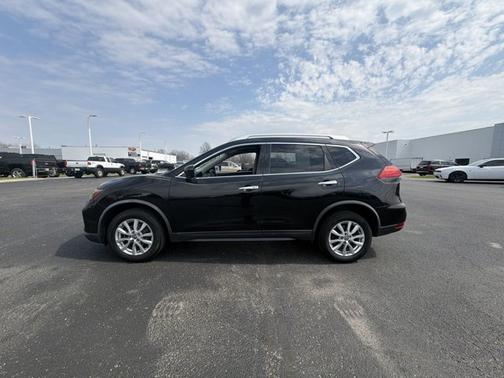 Magnetic Black 2017 Nissan Rogue SV