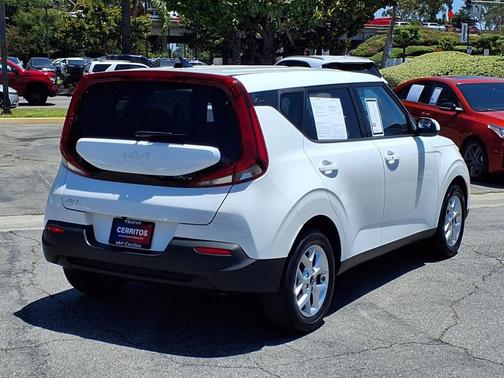 2022 Kia Soul S