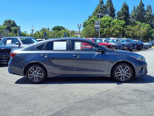 2022 Kia Forte GT-Line