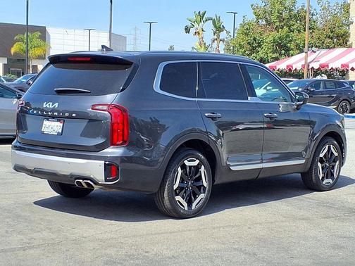 2023 Kia Telluride S