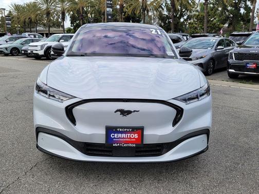 Space White Metallic 2021 Ford Mustang Mach-E Premium