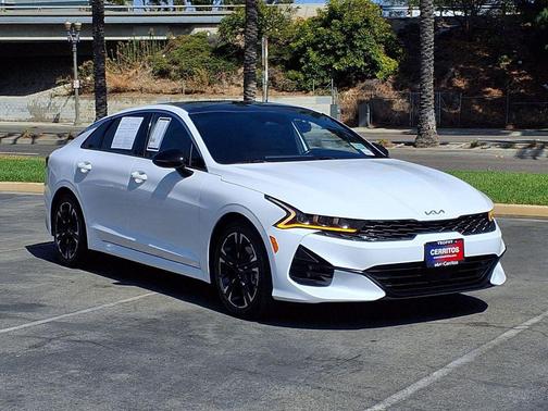 Glacial White Pearl 2023 Kia K5 GT-Line