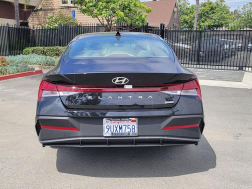 Abyss Black 2025 Hyundai ELANTRA HEV Blue