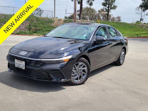 Abyss Black 2025 Hyundai ELANTRA HEV Blue