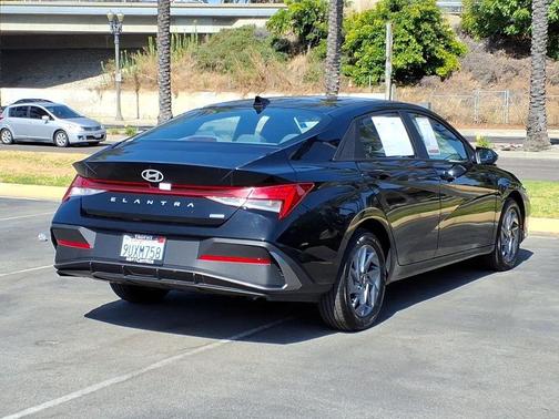 Abyss Black 2025 Hyundai ELANTRA HEV Blue