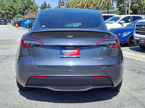 Gray 2022 Tesla Model Y Performance Dual Motor All-Wheel Drive