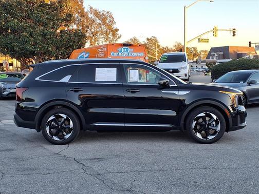 2025 Kia Sorento Hybrid EX