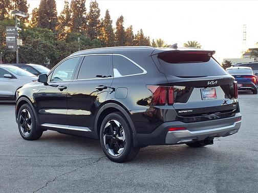 2025 Kia Sorento Hybrid EX