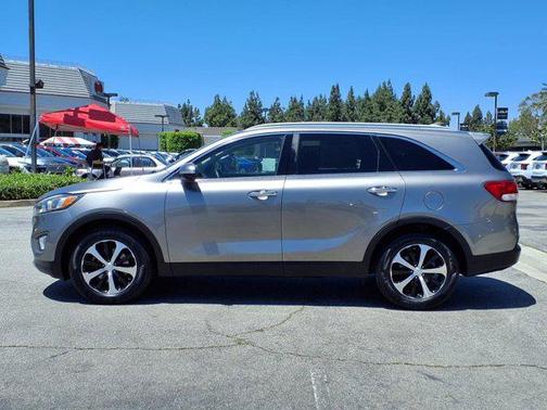 2016 Kia Sorento EX