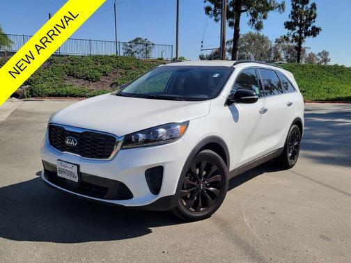 Snow White Pearl 2020 Kia Sorento S
