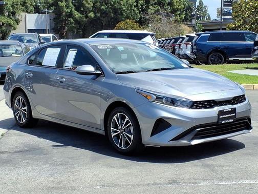 Steel Gray 2024 Kia Forte LXS