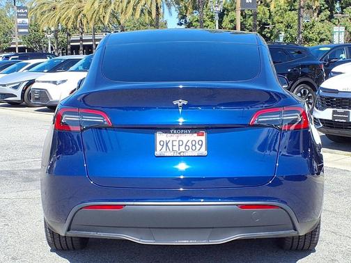 2023 Tesla Model Y RWD