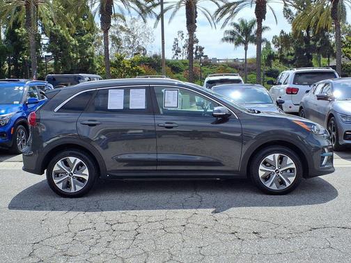 Graphite Gray 2022 Kia Niro EV S