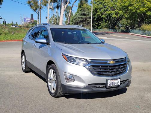 Silver Ice Metallic 2020 Chevrolet Equinox Premier w/2LZ