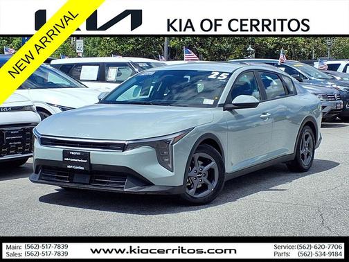 Morning Haze 2025 Kia K4 LXS