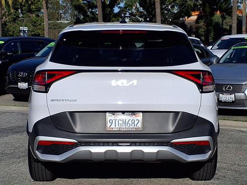 2025 Kia Sportage EX