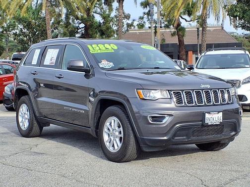 2019 Jeep Grand Cherokee Laredo