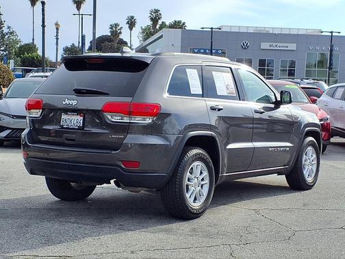 2019 Jeep Grand Cherokee Laredo