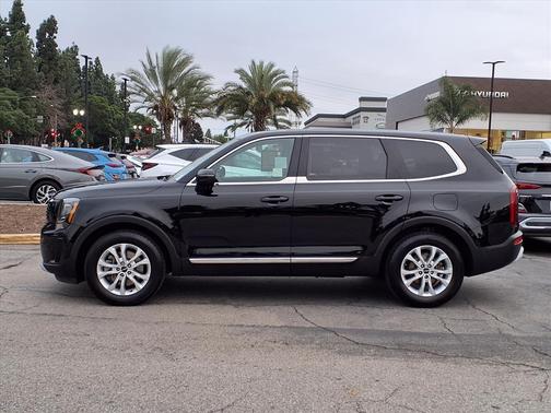 2022 Kia Telluride LX