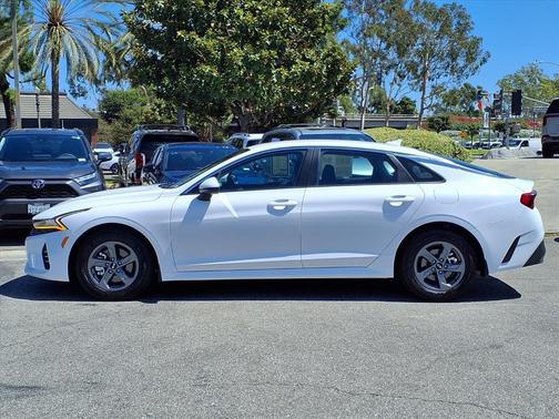 2021 Kia K5 LX
