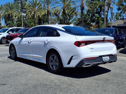 2021 Kia K5 LX