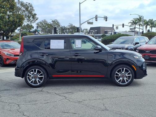 2022 Kia Soul GT-Line