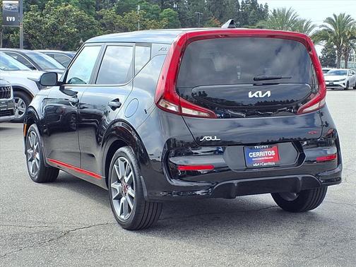 2022 Kia Soul GT-Line