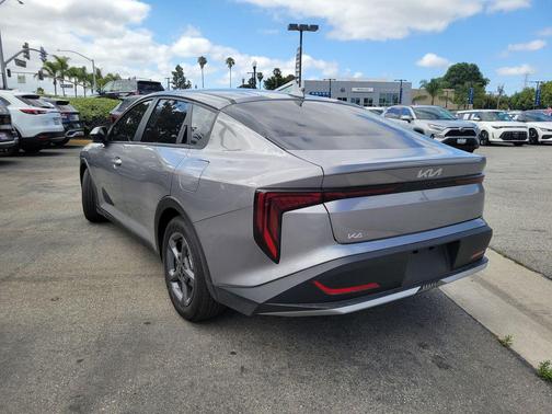Steel Gray 2025 Kia K4 LXS