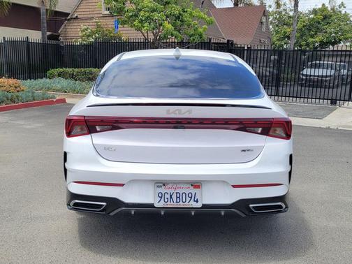 Glacial White Pearl 2023 Kia K5 GT-Line