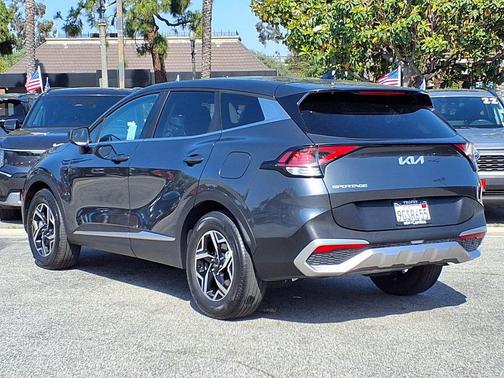Gravity Gray 2023 Kia Sportage LX