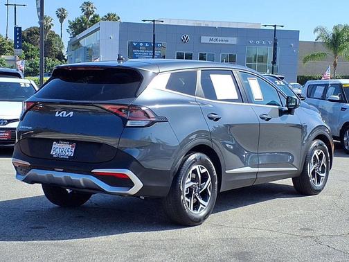 Gravity Gray 2023 Kia Sportage LX