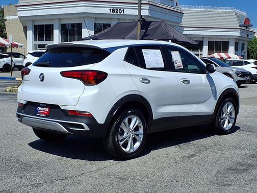 Summit White 2022 Buick Encore GX Preferred