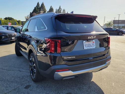 Ebony Black 2024 Kia Sorento SX