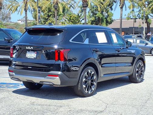 Ebony Black 2024 Kia Sorento SX