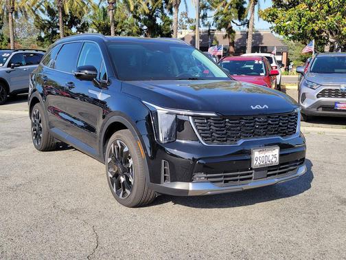 Ebony Black 2024 Kia Sorento SX