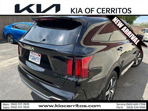 Ebony Black 2023 Kia Sorento S