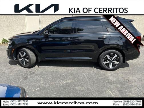 Ebony Black 2023 Kia Sorento S