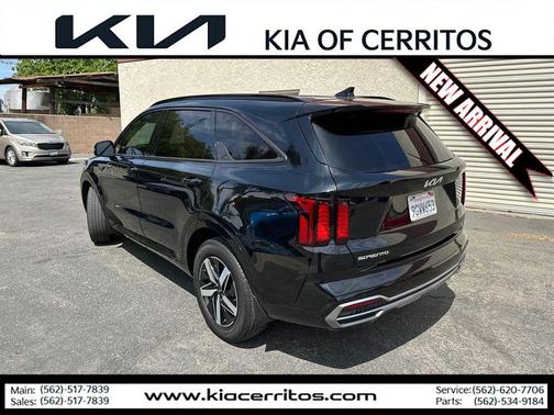 Ebony Black 2023 Kia Sorento S