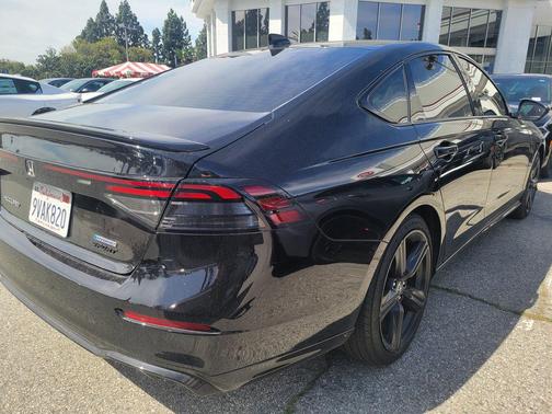Crystal Black Pearl 2025 Honda Accord Hybrid Sport-L