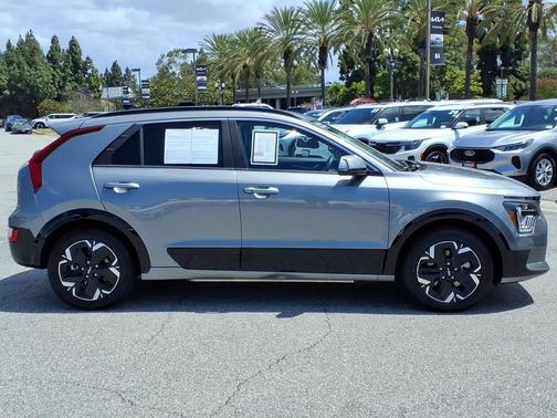 Steel Gray 2024 Kia Niro EV Wind