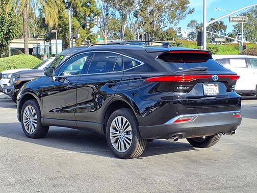 2022 Toyota Venza XLE