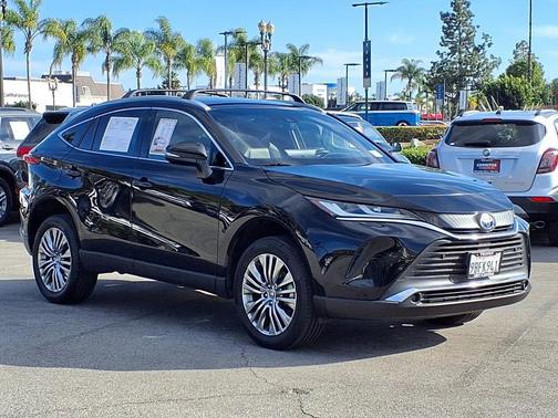2022 Toyota Venza XLE