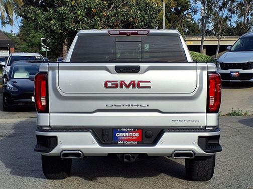 Quicksilver Metallic 2022 GMC Sierra 1500 Denali