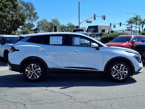 2025 Kia Sportage EX