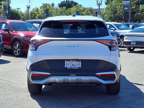 2025 Kia Sportage EX