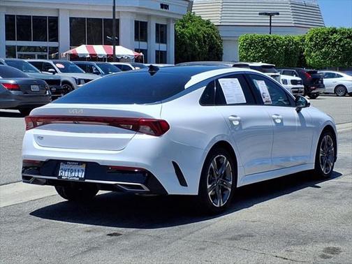 2022 Kia K5 EX