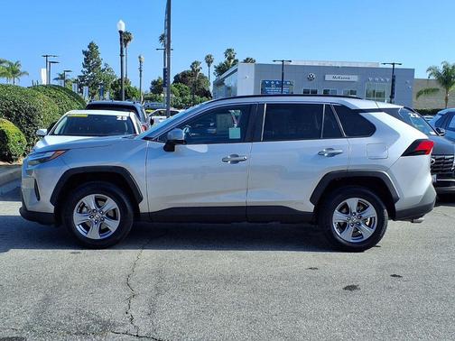 Silver Sky Metallic 2022 Toyota RAV4 Hybrid XLE