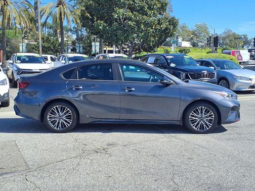 2023 Kia Forte GT-Line