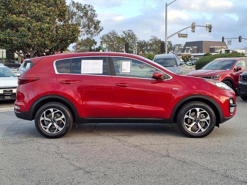 2022 Kia Sportage LX